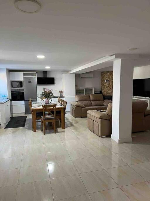 Вилла Casa Toja. Agradable Y Familiar. Vimianzo Экстерьер фото